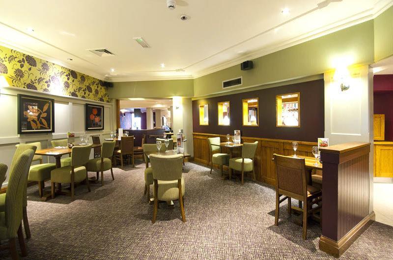 Premier Inn Glasgow Airport Пейсли Экстерьер фото